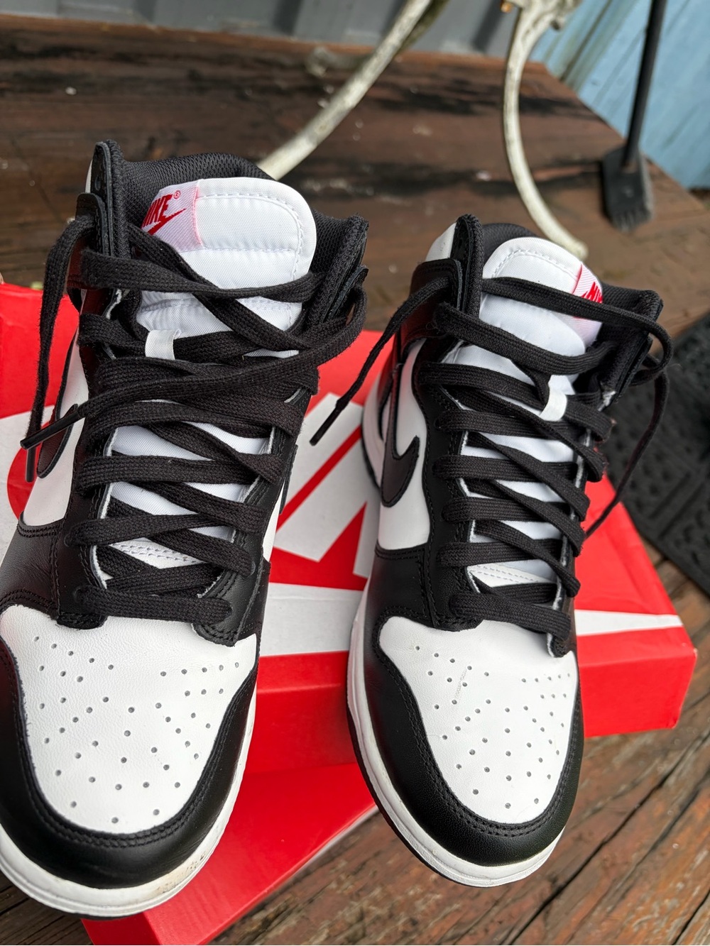 Nike Black and White dunk high - Picture 3 of 9